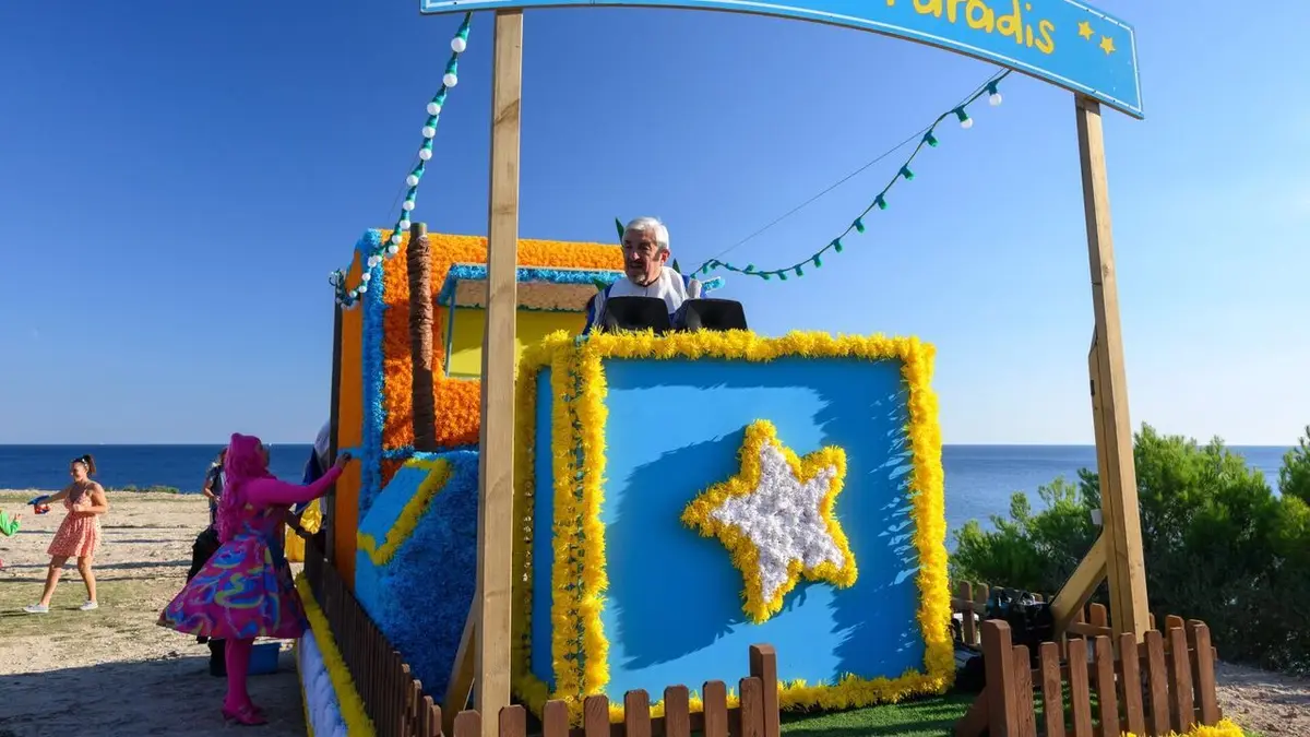 Visuel de Camping Paradis S04E01 Le combat des chefs !