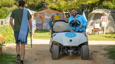 Camping Paradis S16E02 Coup de théâtre au camping