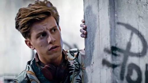 Campus 12 S02E05 Ennemie dans la place