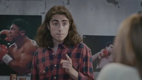 Campus 12 S03E05 Dans le plâtre