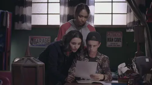 Campus 12 S03E07 Dans la gueule du loup