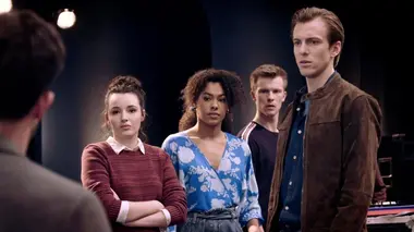 Campus 12 S02E21 Echange de gravillons