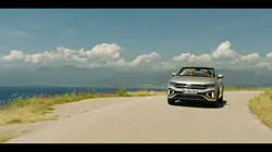 Candice Renoir Chacun dirige l'eau vers son moulin