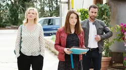 Candice Renoir S03E02 Qui aime bien, châtie bien en streaming