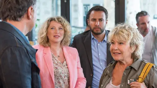 Candice Renoir S07E02 L'espoir fait vivre