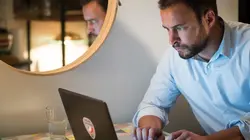 Candice Renoir S08E03 Abondance de biens ne nuit pas