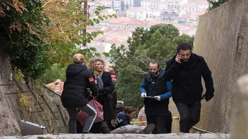 Candice Renoir S06E08 A la guerre comme à la guerre en streaming