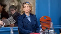 Candice Renoir S07E06 Chassez le naturel, il revient au galop