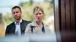 Candice Renoir S02E07 La plus belle fille ne peut donner que ce qu'elle a