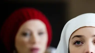 Candice Renoir S02E06 L'habit ne fait pas le moine