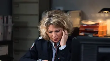 Candice Renoir S09E01 Petite négligence accouche d'un grand mal