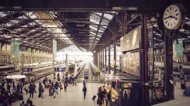 Services publics, santé, taxes : les régions sont-elles sacrifiées ?