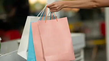 Capital Shein - Temu : ce que nous cachent les géants du e-commerce