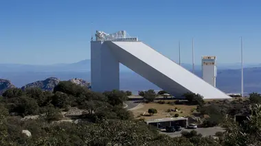 Capturing the Universe S01E01