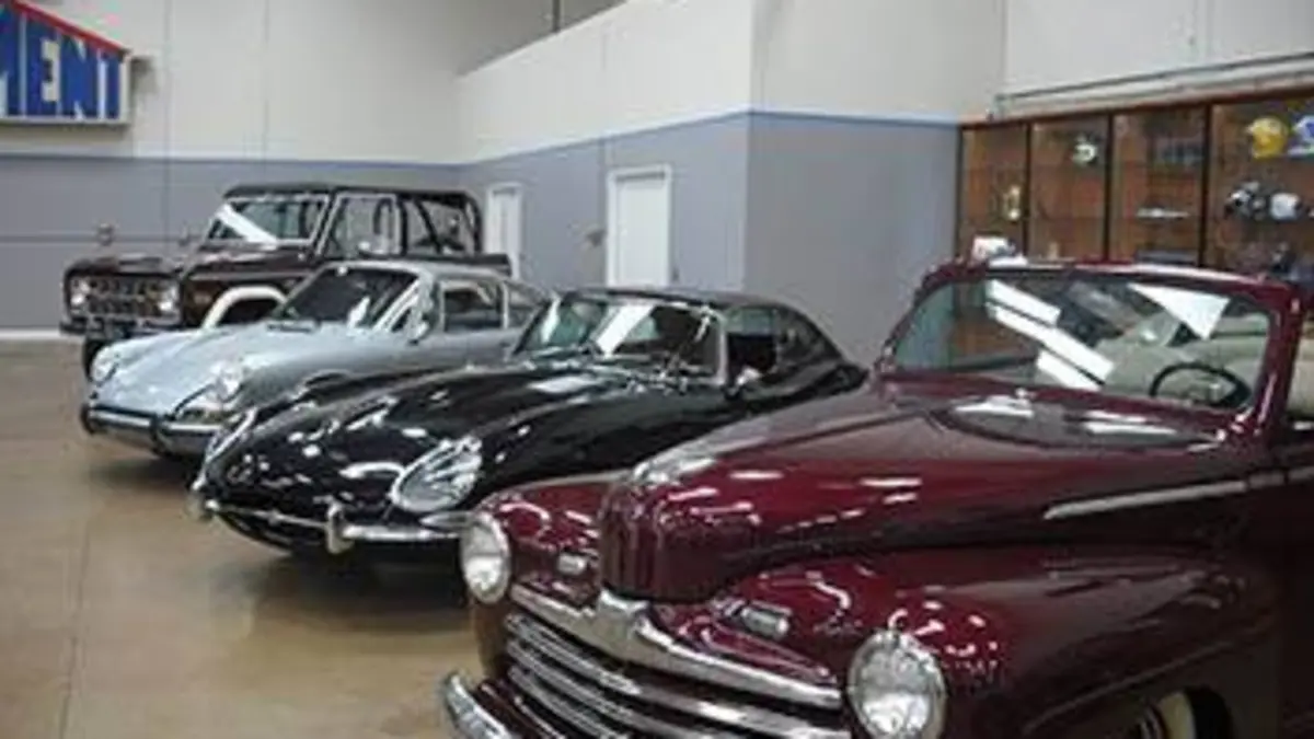 Car Chasers S02E01