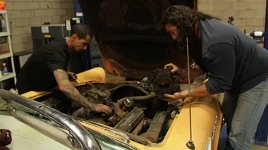 Car Junkies S02E02 Histoires de famille