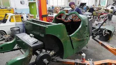 Car SOS De l'huile dans le moteur