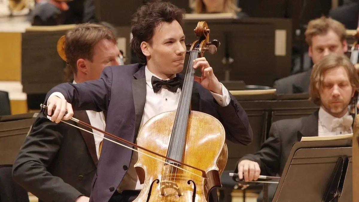 Case Scaglione et l'Orchestre National d'Ile-de-France : Haydn, Schoenberg