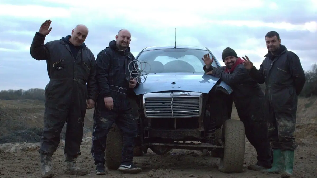 Casse vs Supercar Mercedes Classe X