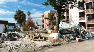 Catastrophes naturelles : survivre au pire Double ouragan