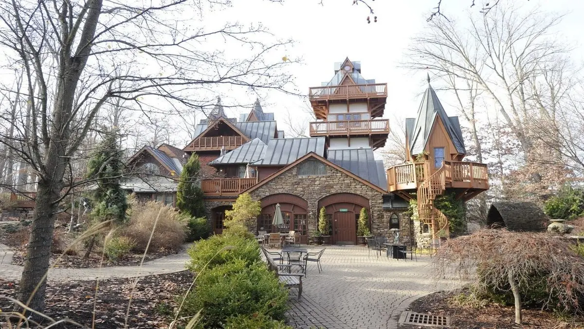 Cauchemar à l'hôtel Le Landoll's Mohican Castle