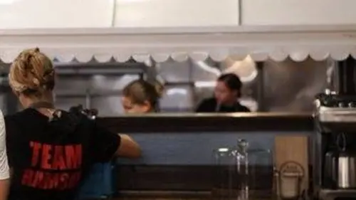 Cauchemar en cuisine : 24H en enfer S01E02 Old Coffee Pot