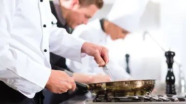 Cauchemar en cuisine : 24h en enfer S03E10 Il faut sauver Ellicott City