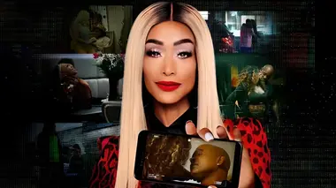 Je t'ai vu lui sucer les orteils...