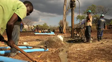 Celle qui va tout changer S01E03 Afrique Australe, une route pour Phirilongwe