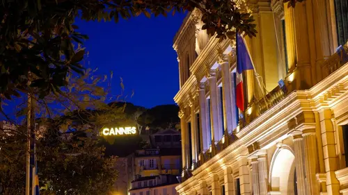 Cérémonie d'ouverture du 77e Festival de Cannes