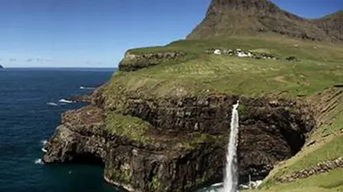 Chacun son île S01E01 Iles Féroé