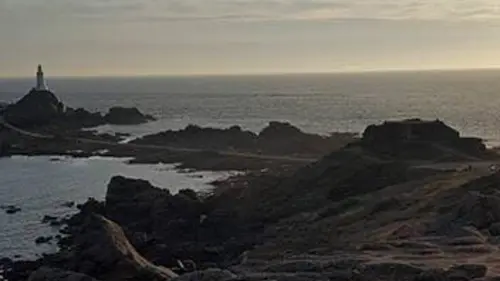 Chacun son île S01E09 Les îles anglo-normandes