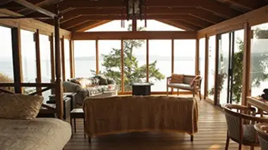 Un chalet d'artiste et une retraite de Bouddha