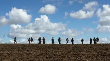 Champs de bataille S04E02 La contre-attaque de la Hitlerjugend