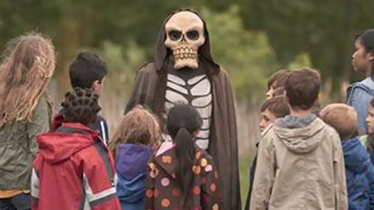 Channel Zero : Candle Cove S01E05 L'invité d'honneur