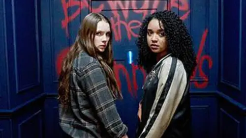 Channel Zero : No-End House S02E04 Le labyrinthe