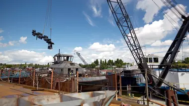 Chantier naval Au feu !