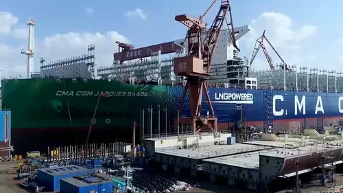 Chantier XXL : Méga porte-conteneur français