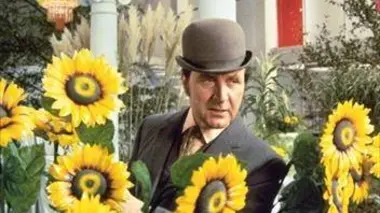 Chapeau melon et bottes de cuir S06E14 Interrogatoires