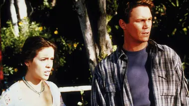 Charmed S02E08 Le mystère du lac