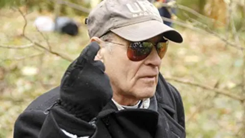 Chasseurs d'ovnis S03E01 Le mystère des triangles