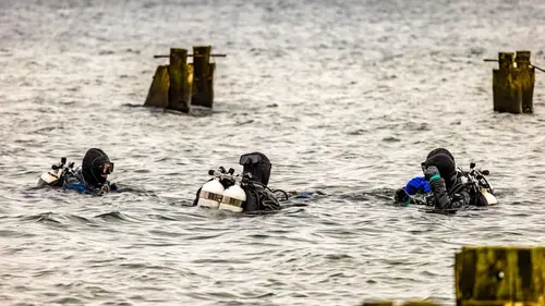 Chasseurs de munitions en mer Baltique