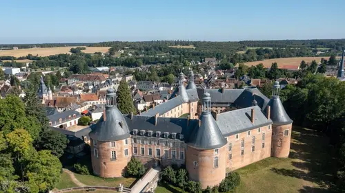 Château ! Saint-Fargeau