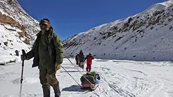 Visuel de Chemins d'école, chemins de tous les dangers