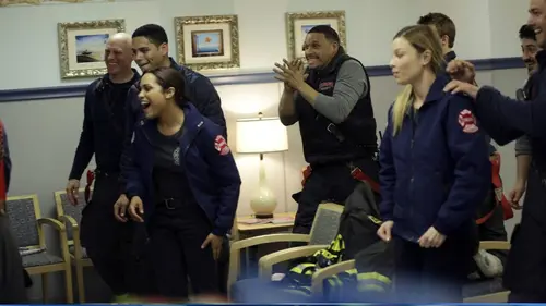 Chicago Fire S01E24 La vie et rien d'autre en streaming