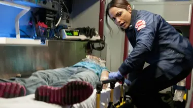 Chicago Fire S01E01 Les soldats du feu