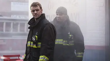 Chicago Fire S01E17 Entre deux feux