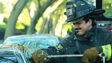 Chicago Fire S02E01 Hautes tensions