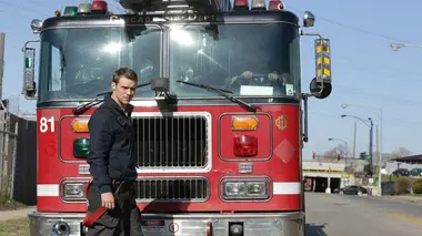 Chicago Fire S02E22 Pas de répit pour les braves