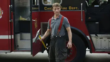 Chicago Fire S04E01 Sur la sellette